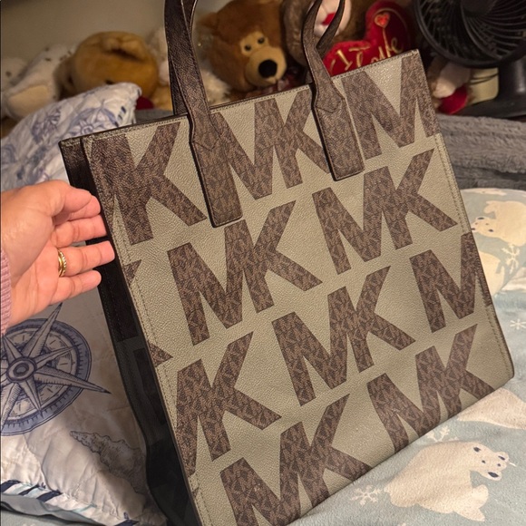 MICHAEL KORS TOTE - Picture 7 of 8